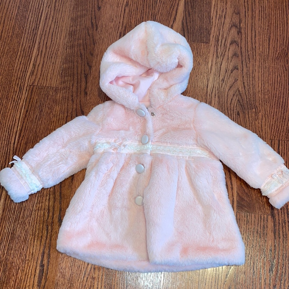 Boutique pink faux fur jacket size 2t